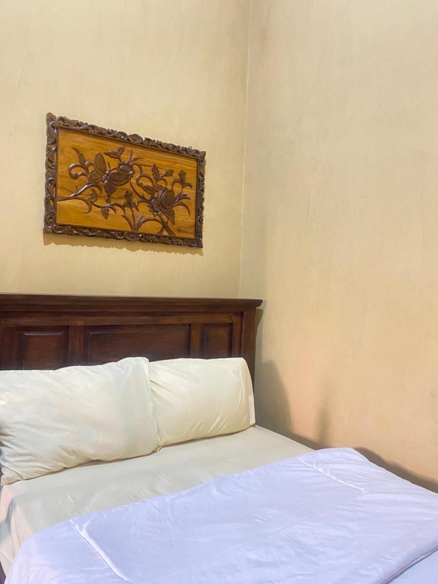 Auberge de jeunesse Good Feeling Banyuwangi à Banyuwangi  Extérieur photo